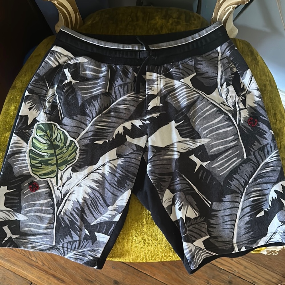 Very cool 100% authentic Dolce Gabbana boy shorts in 11/12. Gently used.